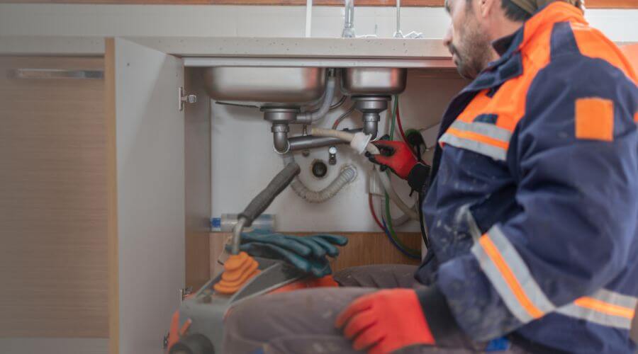 Professional slab leak plumber services in Loami, IL